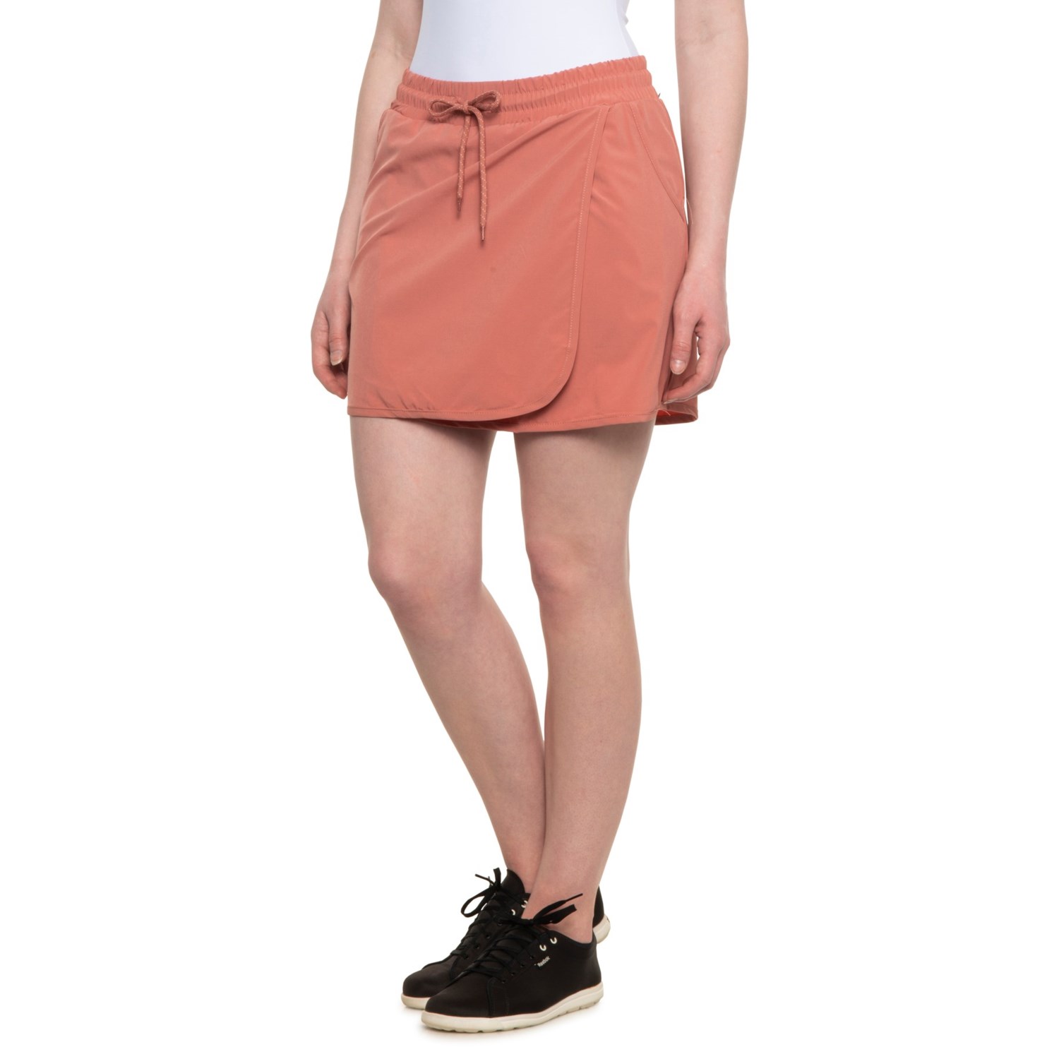 Alna V Waist Skort with Ruffle in Poplin Black