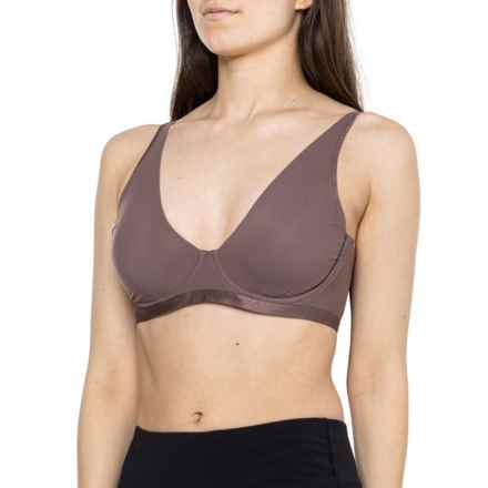 B. TEMPT'D BY WACOAL Nearly Nothing Plunge Bra - Underwire in Peppercorn