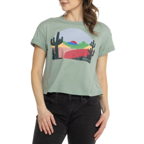 Bearpaw Arched Desertscape Graphic T-Shirt - Short Sleeve in Iceberg Green