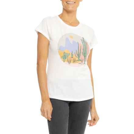 Bearpaw Circular Desert Scape Graphic T-Shirt - Short Sleeve in Gardenia