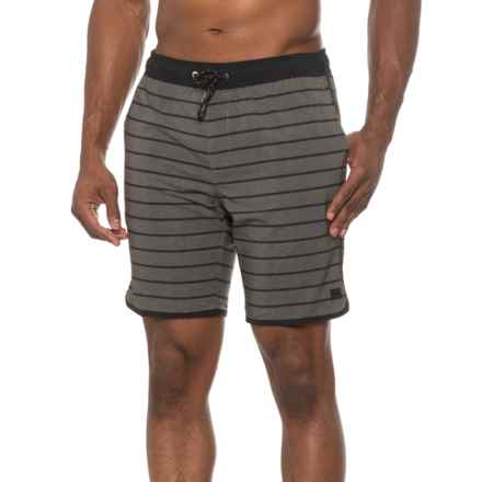 Billabong Crossfire Elastic 73 Submersible Shorts in Olive