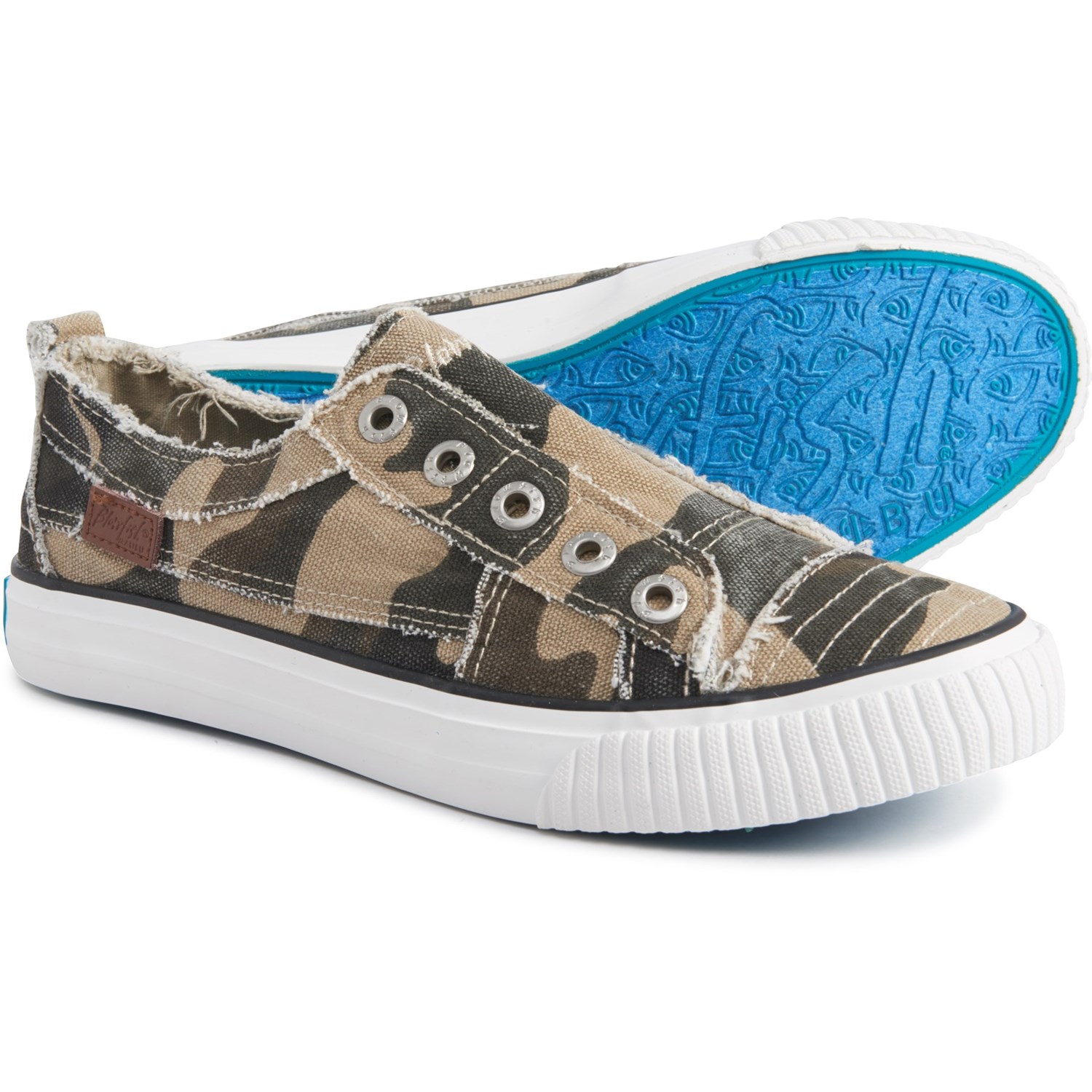 blowfish camo slip on