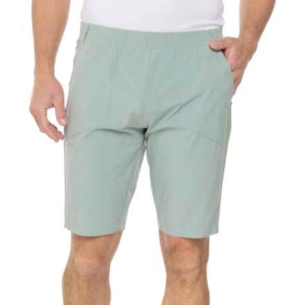 Bogner 213 Vilson Shorts in Sage