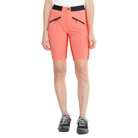 Bogner Fire + Ice Amata Shorts in Peach