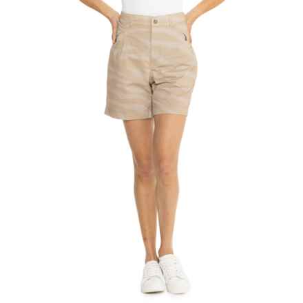 Bogner Lora Shorts in Dune