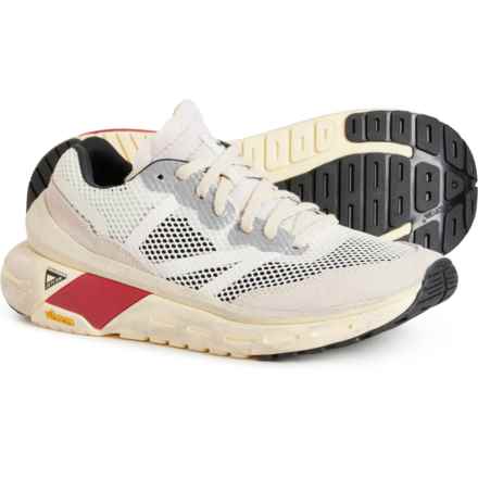 BRANDBLACK Specter SC 2.0 Running Shoes (For Women) in White Dirty Red