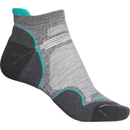 Bridgedale Hike Ultralight T2 Sock - Merino Wool, Below the Ankle (For Women) in Mid Grey/Surf