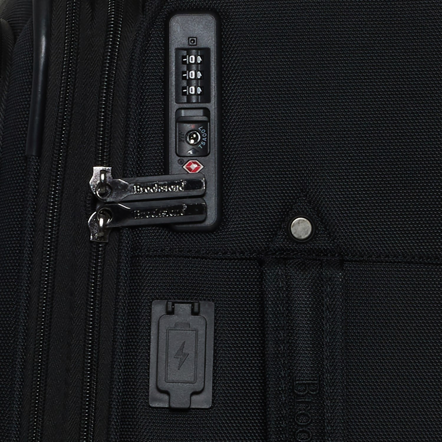 Brookstone 21” Harbor Carry-On Spinner Suitcase - Softside