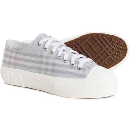 BURBERRY Made in Italy Jack Check Low-Top Sneakers (For Men) in Grey Ip Check