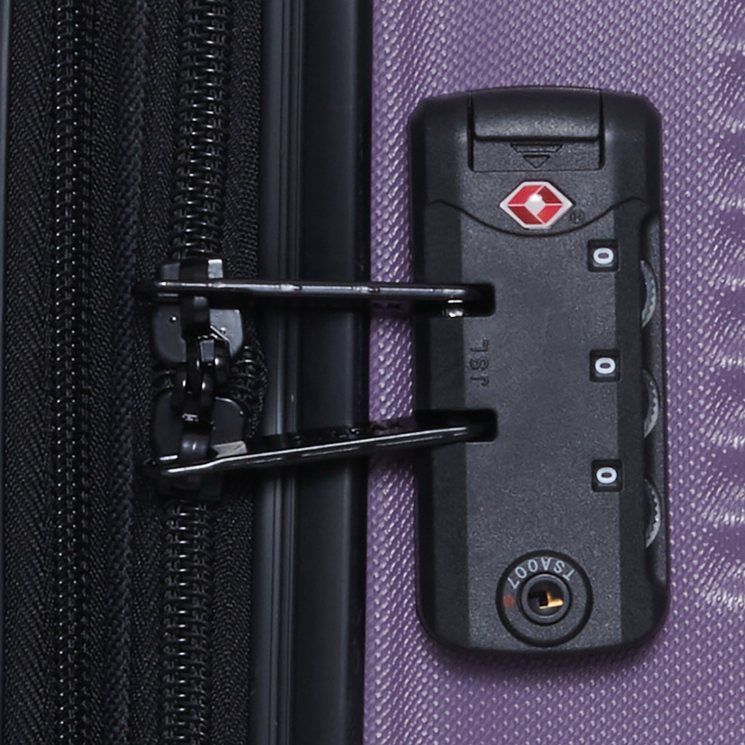 CalPak 30” Indio Spinner Suitcase Hardside, Expandable, Amethyst