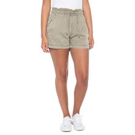 C&C California Paperbag Waist Pull-On Shorts in Laurel Oak