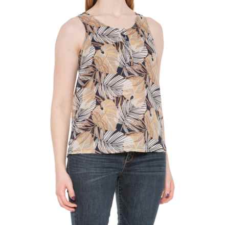 C&C California Scoop Neck Linen Shirt - Sleeveless in Fernando Palms 05