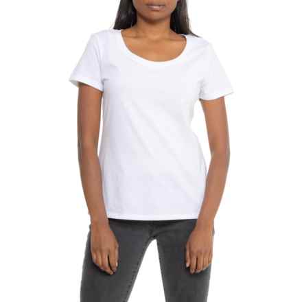C&C California Scoop Neck T-Shirt - Organic Cotton, Short Sleeve in Brilliant White