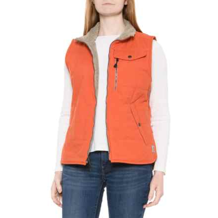 Carhartt 103907 Utility Sherpa-Lined Vest (For Women) in Earthen Clay