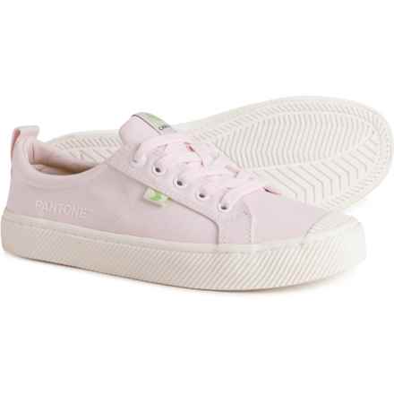 CARIUMA Oca Pantone Low Sneakers (For Women) in Pale Lilac