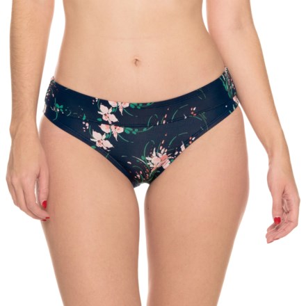Men's Speedo 7300165 Solar 1 Inch Swim Brief (US Red 34 Waist