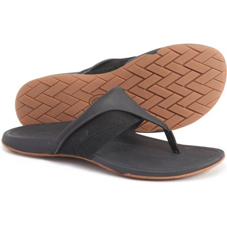 black chaco flip flops