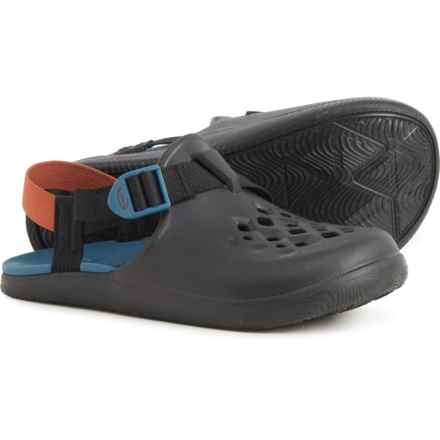 Chaco Boys Chillos Clogs in Black