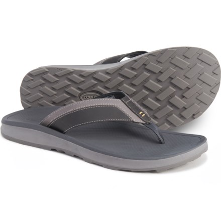 men's chaco flip flops clearance