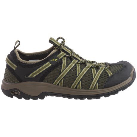 chaco water shoes mens