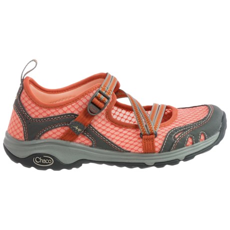 chaco outcross evo mary jane water shoes