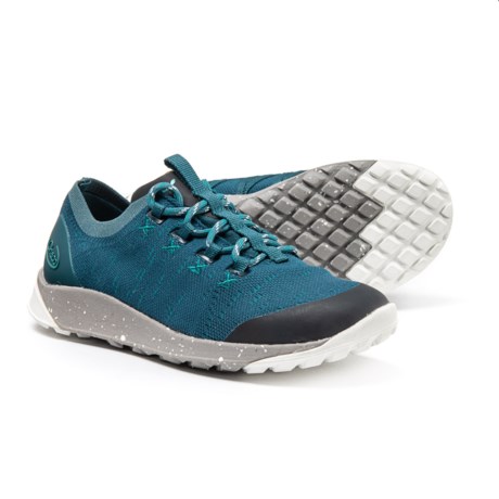 chaco sneakers
