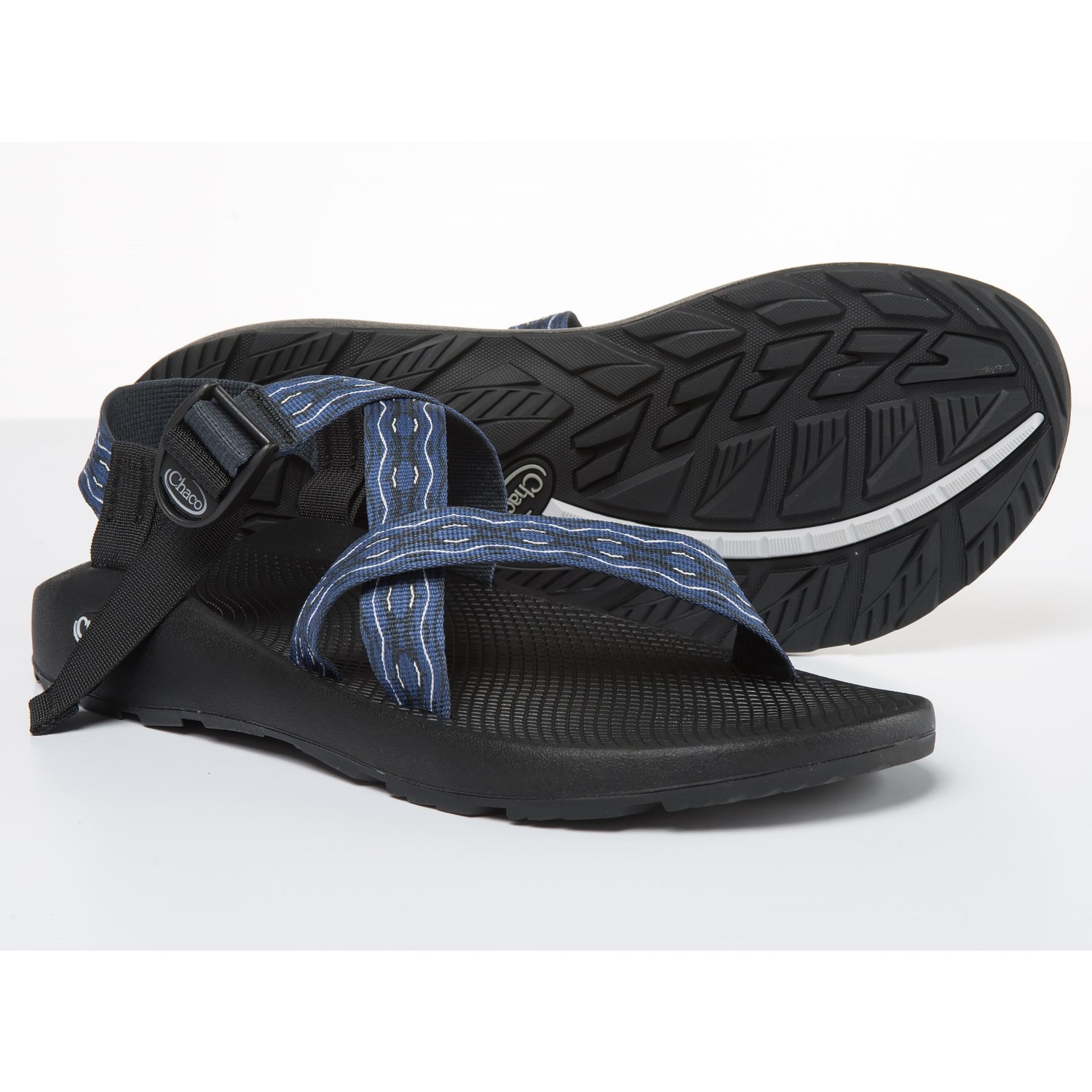 chacos mens