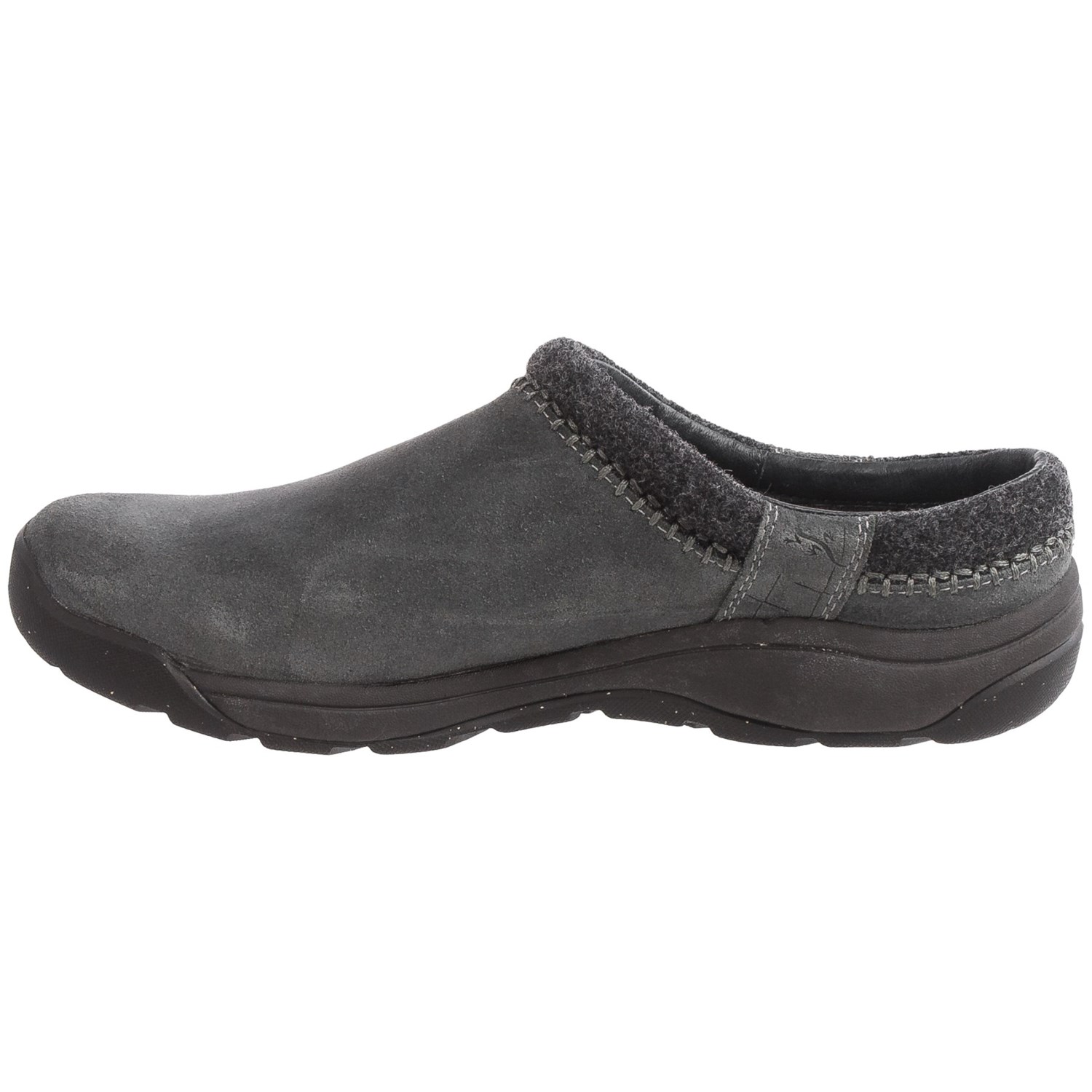 Chaco Zealander Clogs (For Men) - Save 50%