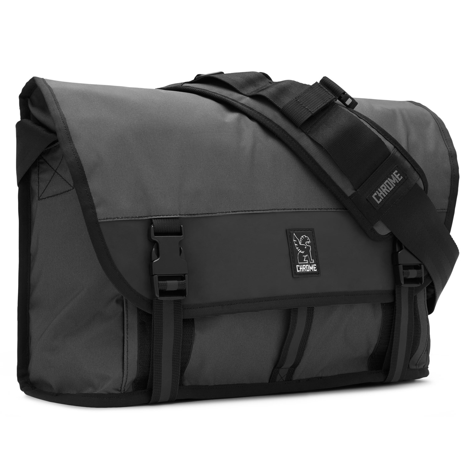 Chrome Industries Welterweight Conway Messenger Bag - 16L - Save 57%