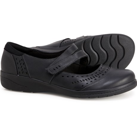 clarks shoes closeouts