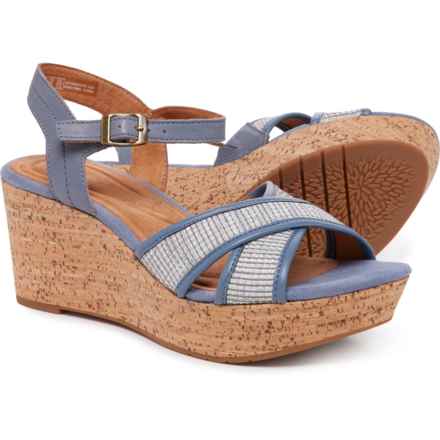 Clarks Elleri Plum Sandals (For Women) in Denim Blue Lea