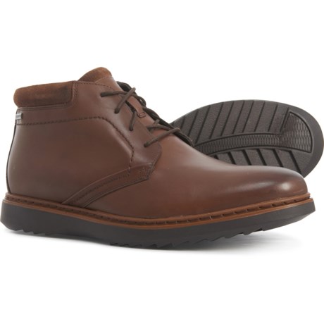 clarks leather chukka boots