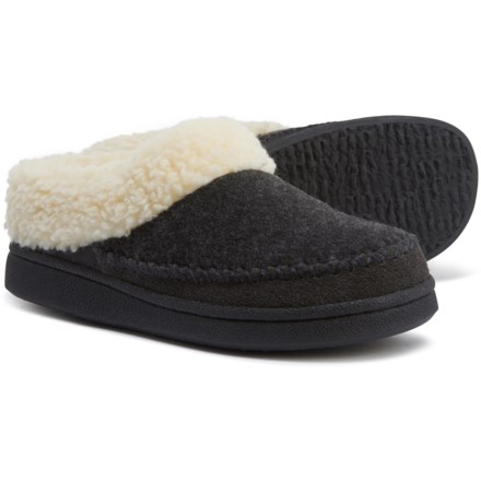 clarks pom pom slippers