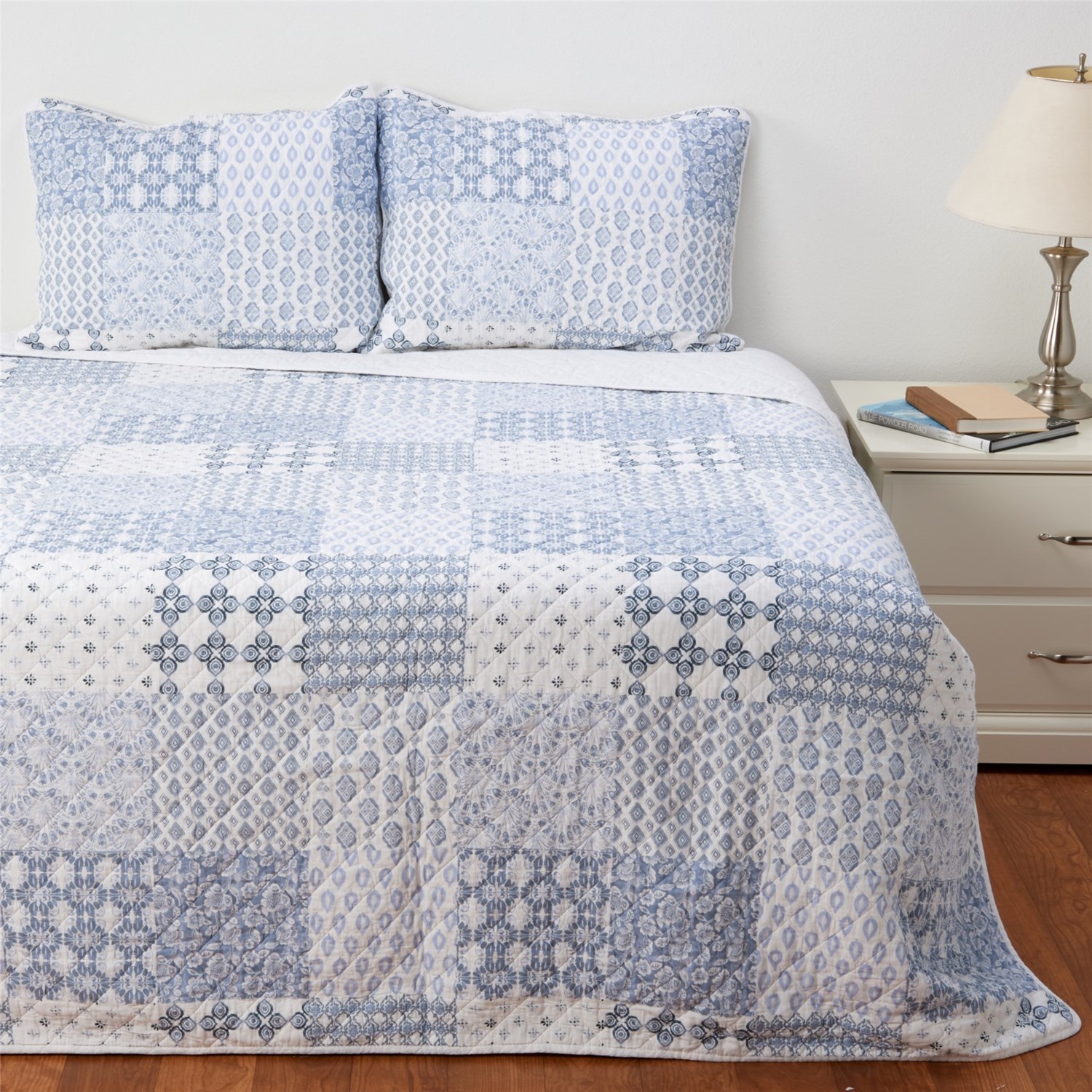 Cloth & Canopy Patchwork Mix Tile Quilt Set - Full/Queen, Blue Ivory ...