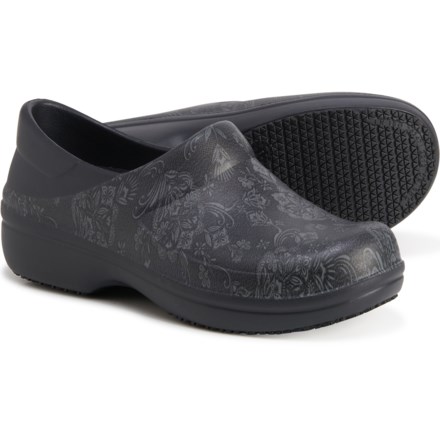 sierra trading post crocs