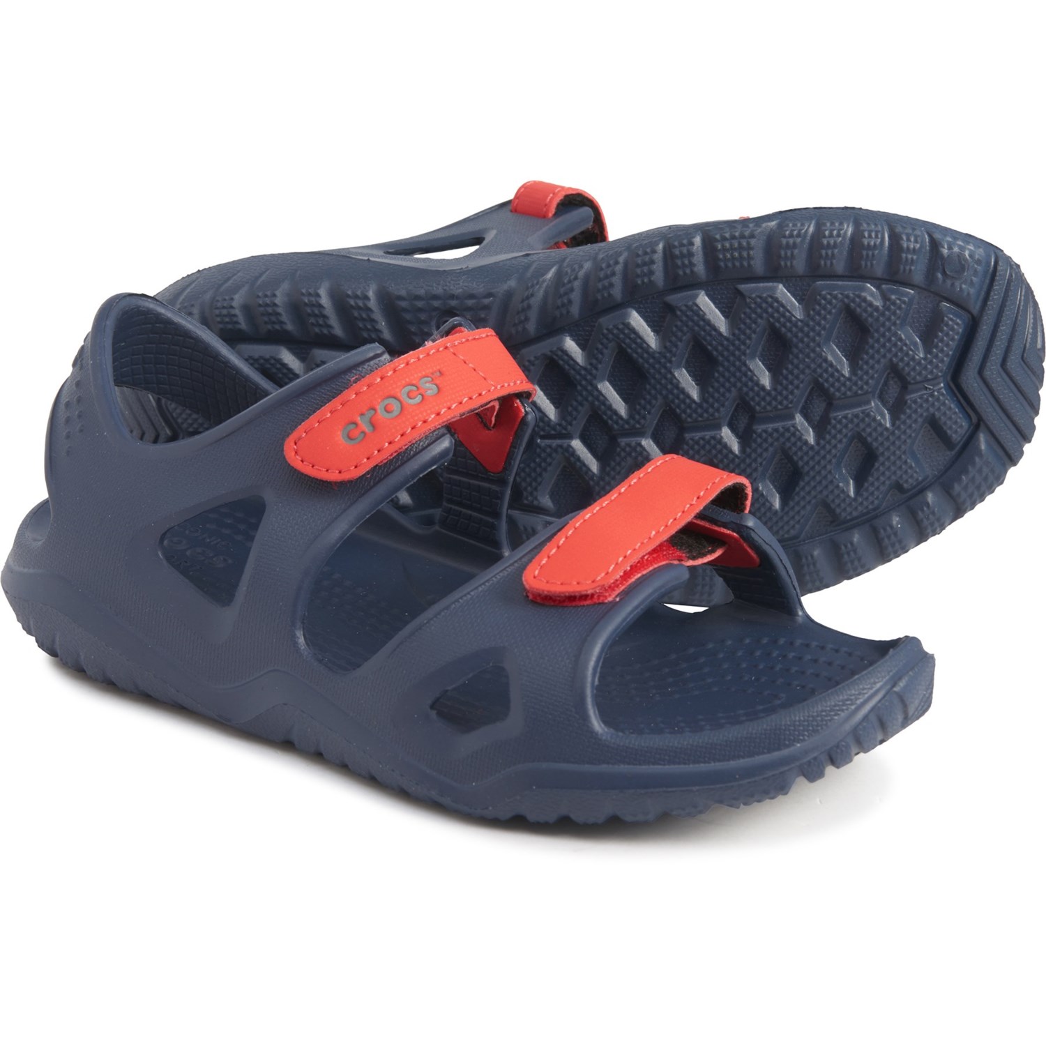 red crocs sandals