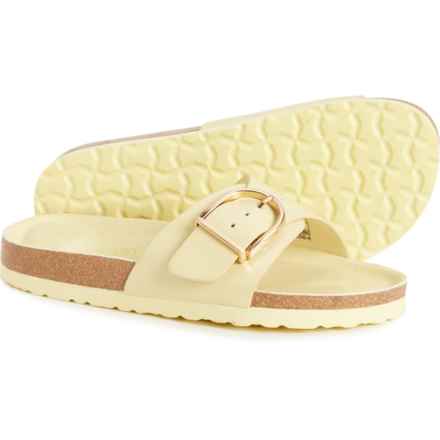 Cushionaire Girls Leeds Sandals in Butter