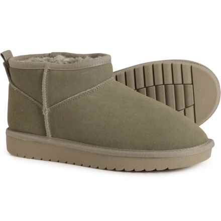 Cushionaire Hip Cozy Faux Shearling Ankle Boots - Suede (For Women) in Grey