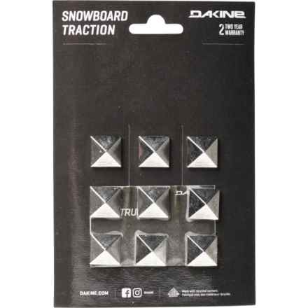 DaKine Pyramid Studs Snowboard Stomp Pad in Chrome