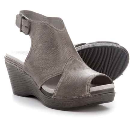 dansko vanda wedge sandal