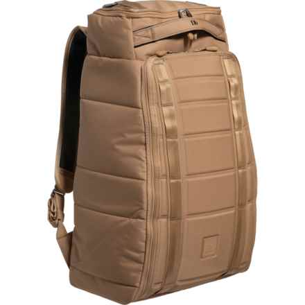 DB Equipment The Strom 30 L Backpack in Sand Brown
