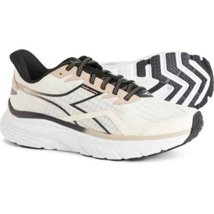 Diadora Equipe Nucleo Running Shoes (For Men) in Whisper Wht/Blk/Irish Cream