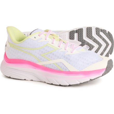 (取寄) ディアドラ レディース エイキープ ニュークレオ ランニング シューズ Diadora women Equipe Nucleo Running Shoes (For Women)  White/Pink Fluo/Shadow Lime Diadora Equipe Nucleo Running Shoes (For Women) - Save 69%