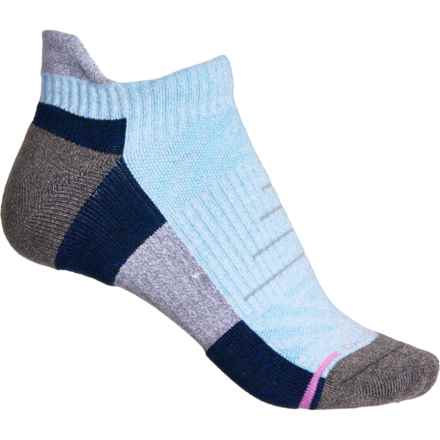 DR MOTION Outdoor Compression Mountain Mesh Socks - Ankle (For Women) in Blue Marl
