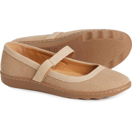 earth® Lorali Mary Jane Flats (For Women) in Medium Natural