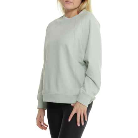 Eddie Bauer Motion Cozy Sweatshirt in Lt Green