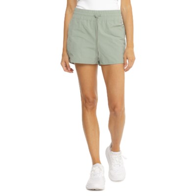 Eddie Bauer Shorts Women Essential Guide To Women's Hiking Shorts