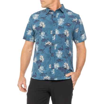 Eddie Bauer Walker School of Fish Shirt - Short Sleeve in Bluestone