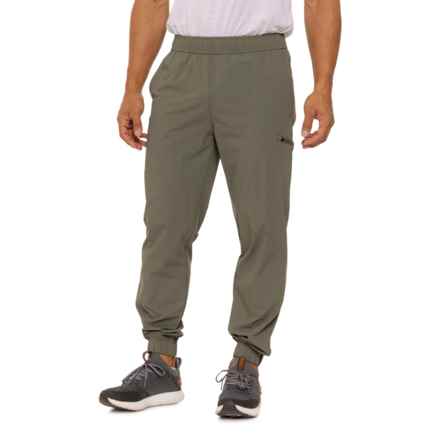 Eddie Bauer Woodland Joggers in Beetle