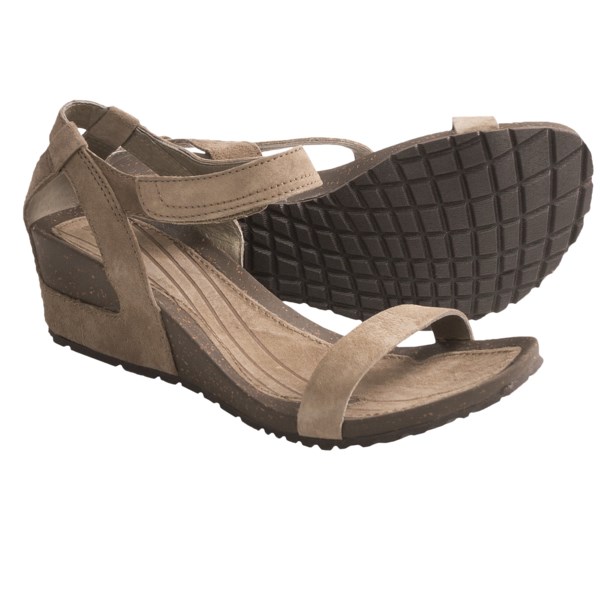 Teva Cabrillo Strap Wedge Sandals   Suede (For Women)   WALNUT (10 )